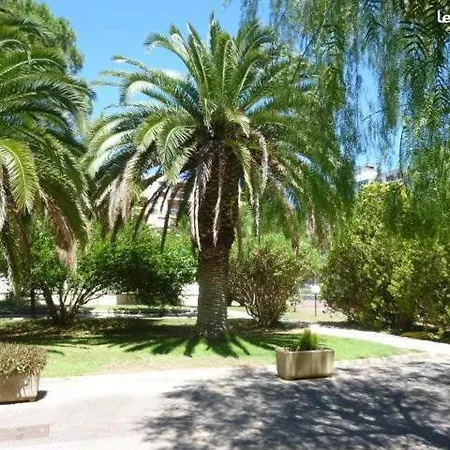 T1 Résidence Privée Bien Situé,piscine,tennis,parking *