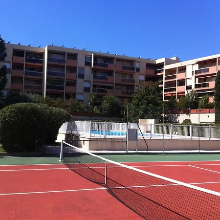 Apartamento T1 Résidence Privée Bien Situé,piscine,tennis,parking *