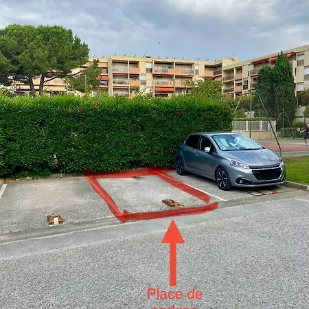 T1 Privee Bien Situe,piscine,tennis,parking Apartment