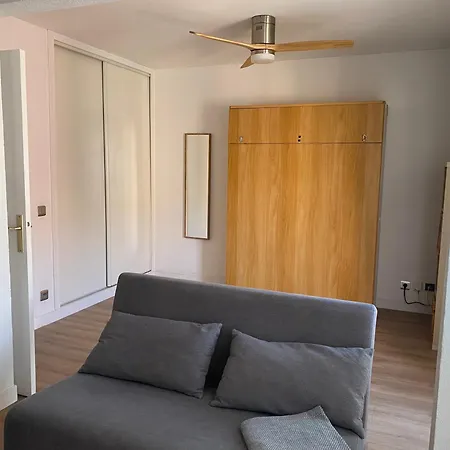 T1 Privee Bien Situe,piscine,tennis,parking Hyères